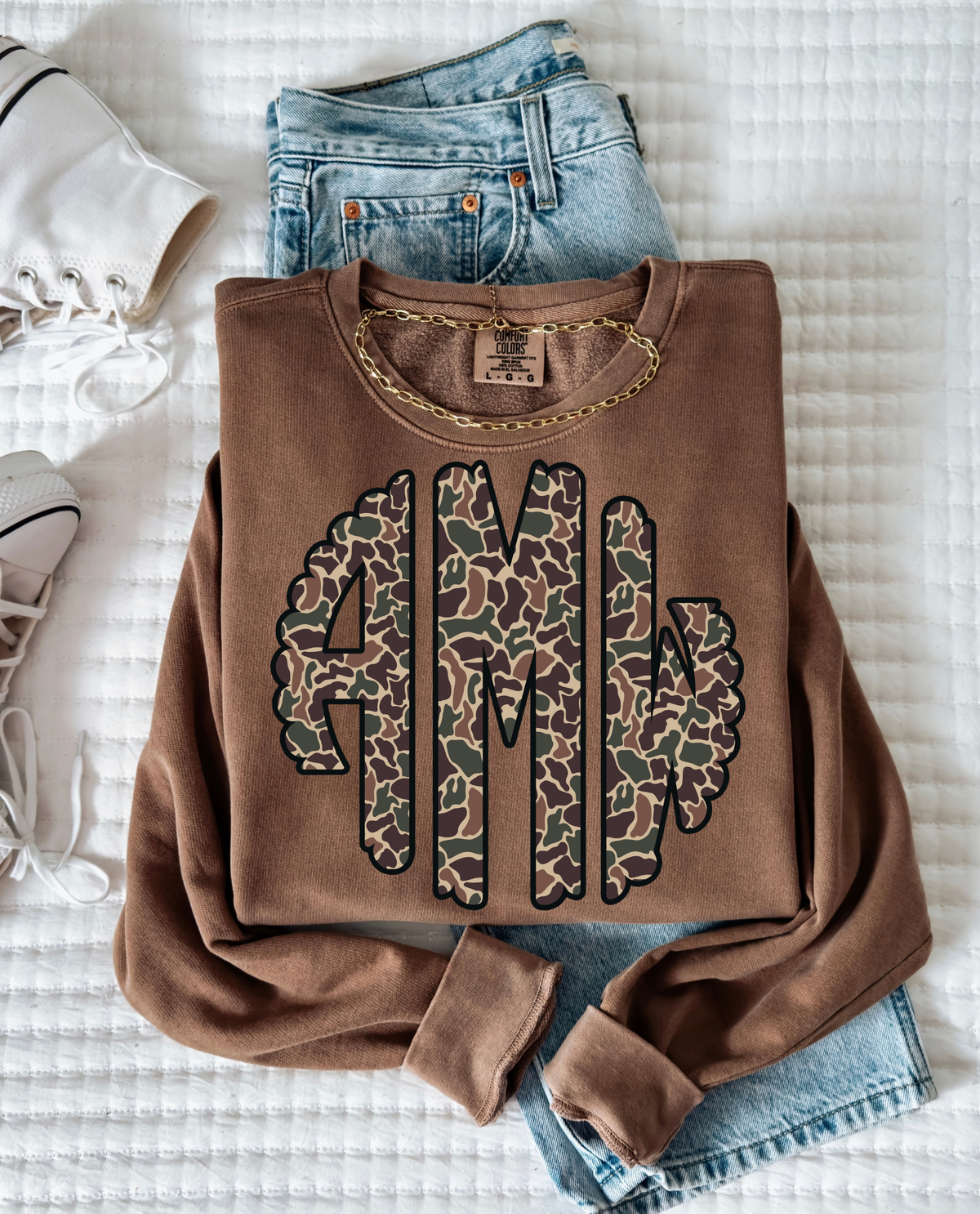 Retro Duck Camo Monogram- Scalloped